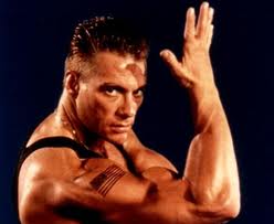 Ван Дамм балетчин байжээ